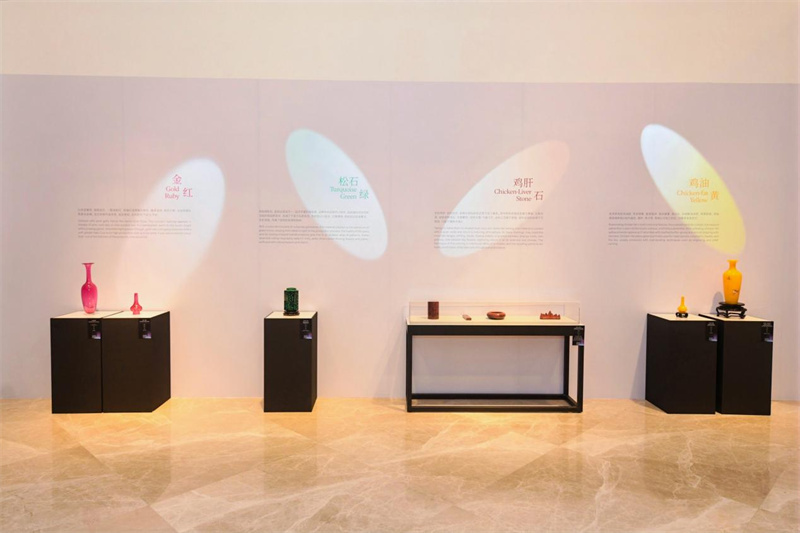 “华光异彩”淄博琉璃艺术展现场展品。 活动主办方供图